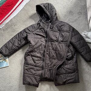H&M MAMA Black puffer with baby insert